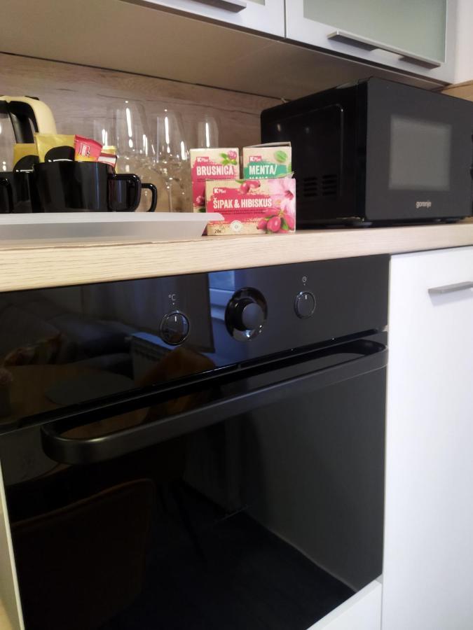 Apartman Na Jezeru ザグレブ エクステリア 写真