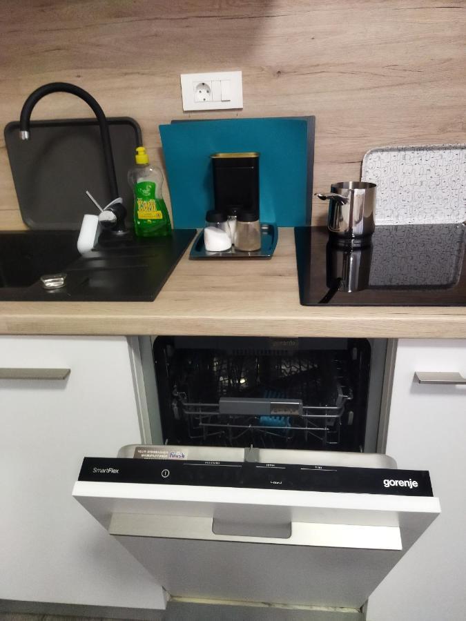 Apartman Na Jezeru ザグレブ エクステリア 写真