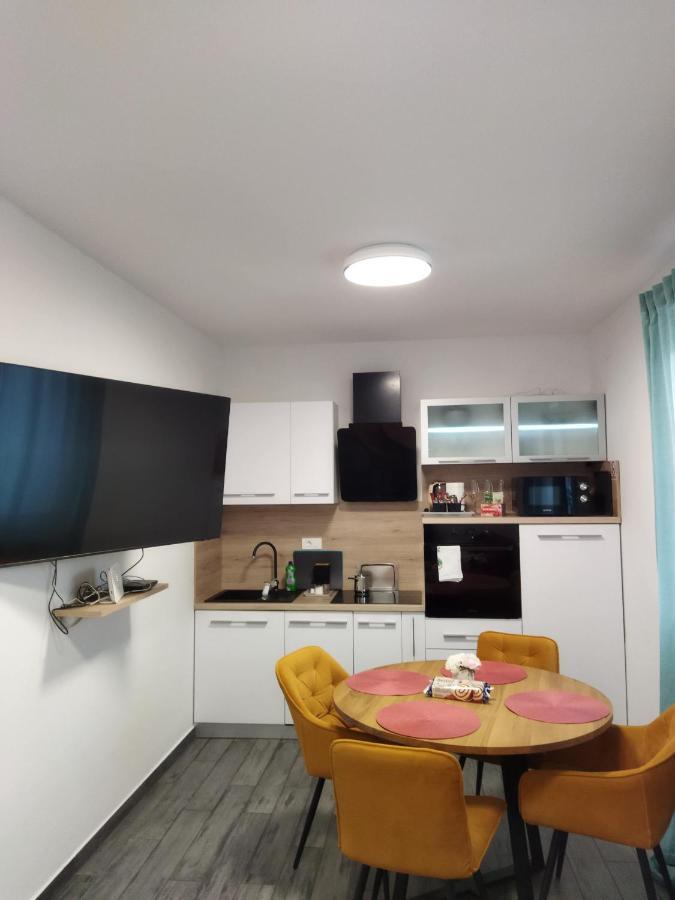 Apartman Na Jezeru ザグレブ エクステリア 写真