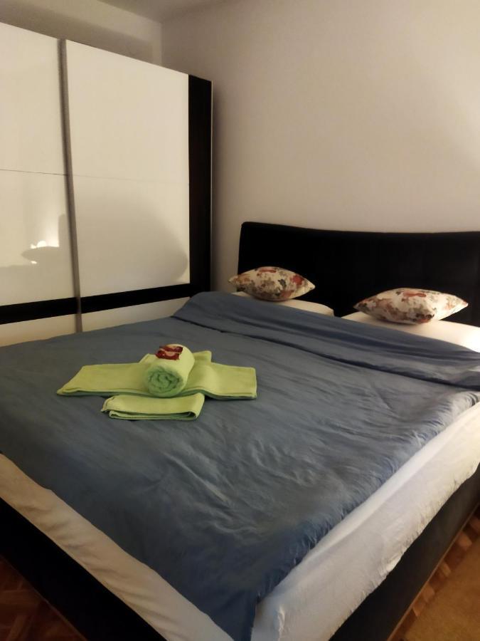Apartman Na Jezeru ザグレブ エクステリア 写真