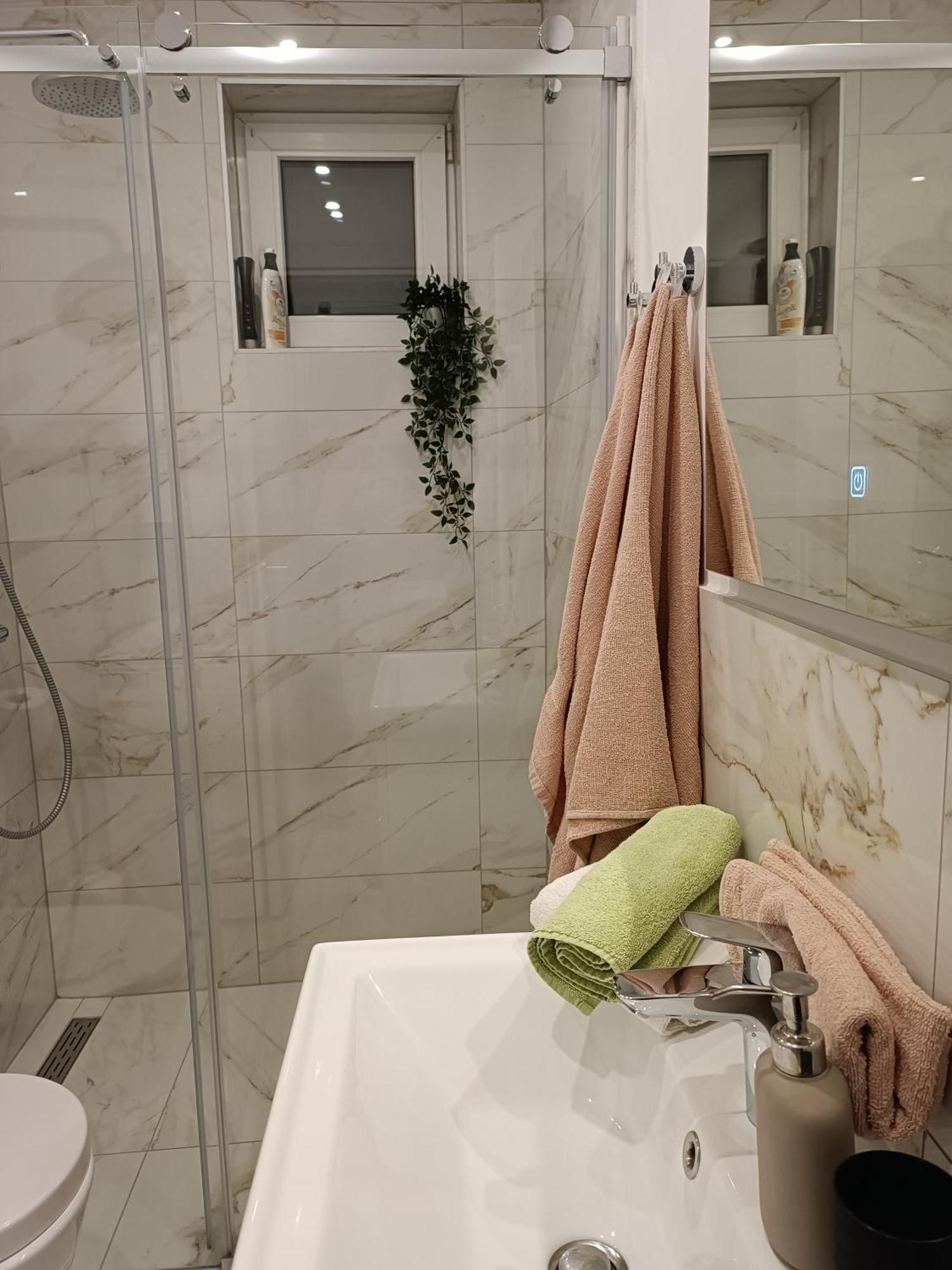 Apartman Na Jezeru ザグレブ エクステリア 写真
